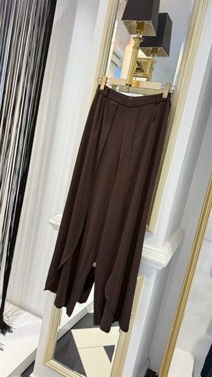 Ön Yırtmaç Detay Palazzo Pantolon