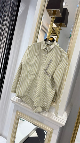 Ön Taş Detay Gömlek