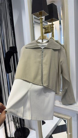 Crop Ceketli Pantolonlu Takım