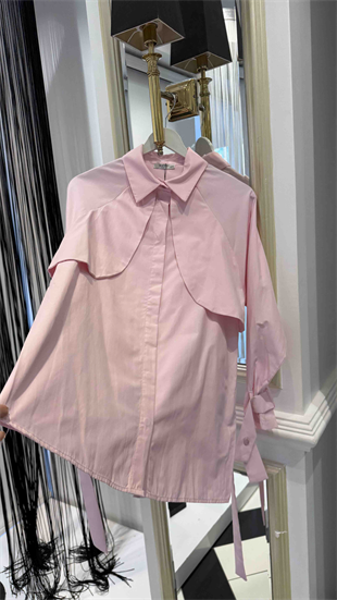 Pelerin Yaka Gömlek