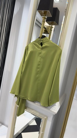 Anvelog Yaka Düğmeli Bluz