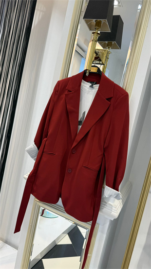 Sarkıt Detay Blazer Ceket