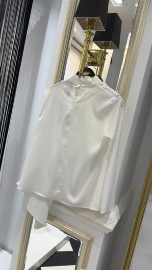 Anvelog Yaka Düğmeli Bluz