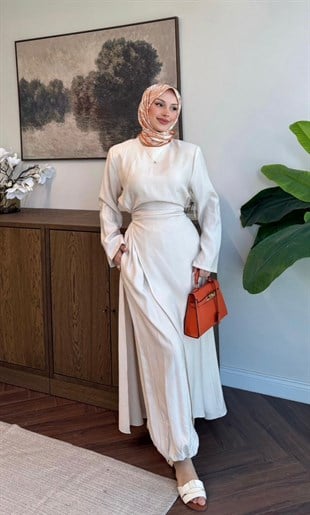 Yandan Yırtmaçlı Pantalonlu Kap