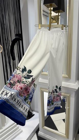 Ççiçek Desenli Takım