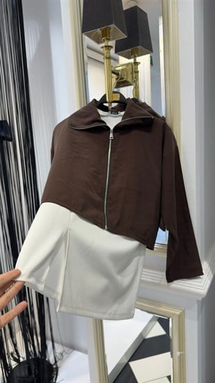 Crop Ceketli Pantolonlu Takım
