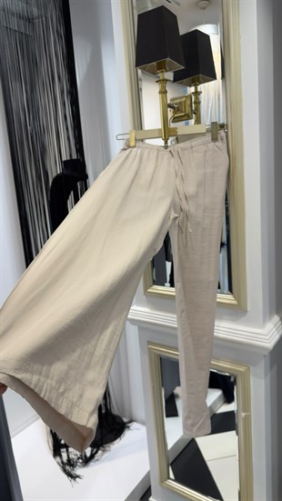 Çiçeği Taş Detay Pantalonlu Takım