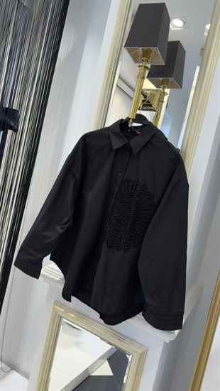 Güpürlü İnci Detay Gömlek