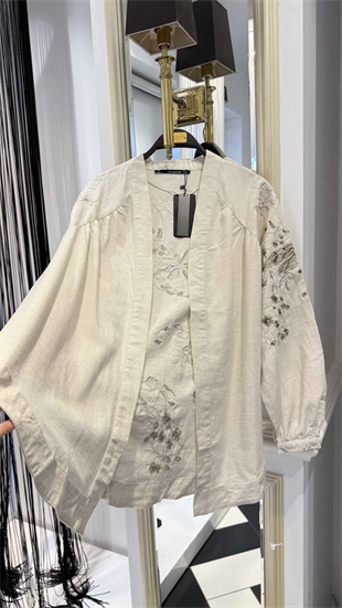 Taş Detay Kimono