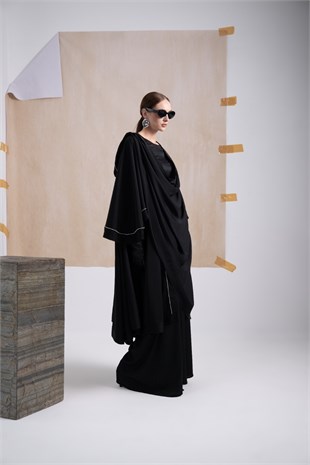 Abaya Ve Kolsuz İçlik Takımı