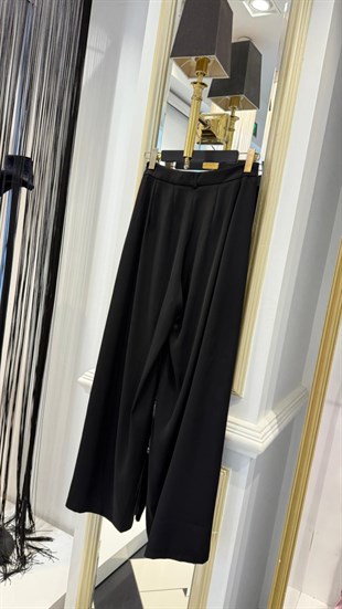 Ön Yırtmaç Detay Palazzo Pantolon