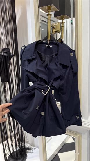 Kemerli Kısa Trenç