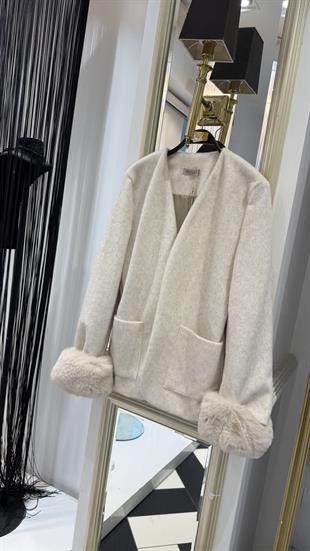 Kol Kürklü Peluş Kaban