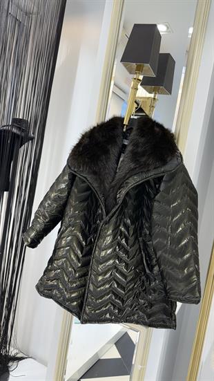 Kürk Yaka Kapitone Mont