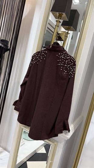 Omuzu Taşlı Gömlek