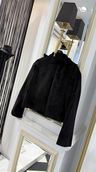 Önü Düğmeli Pelüş Mont