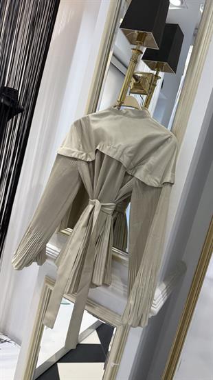 Piliseli Kemerli Gömlek