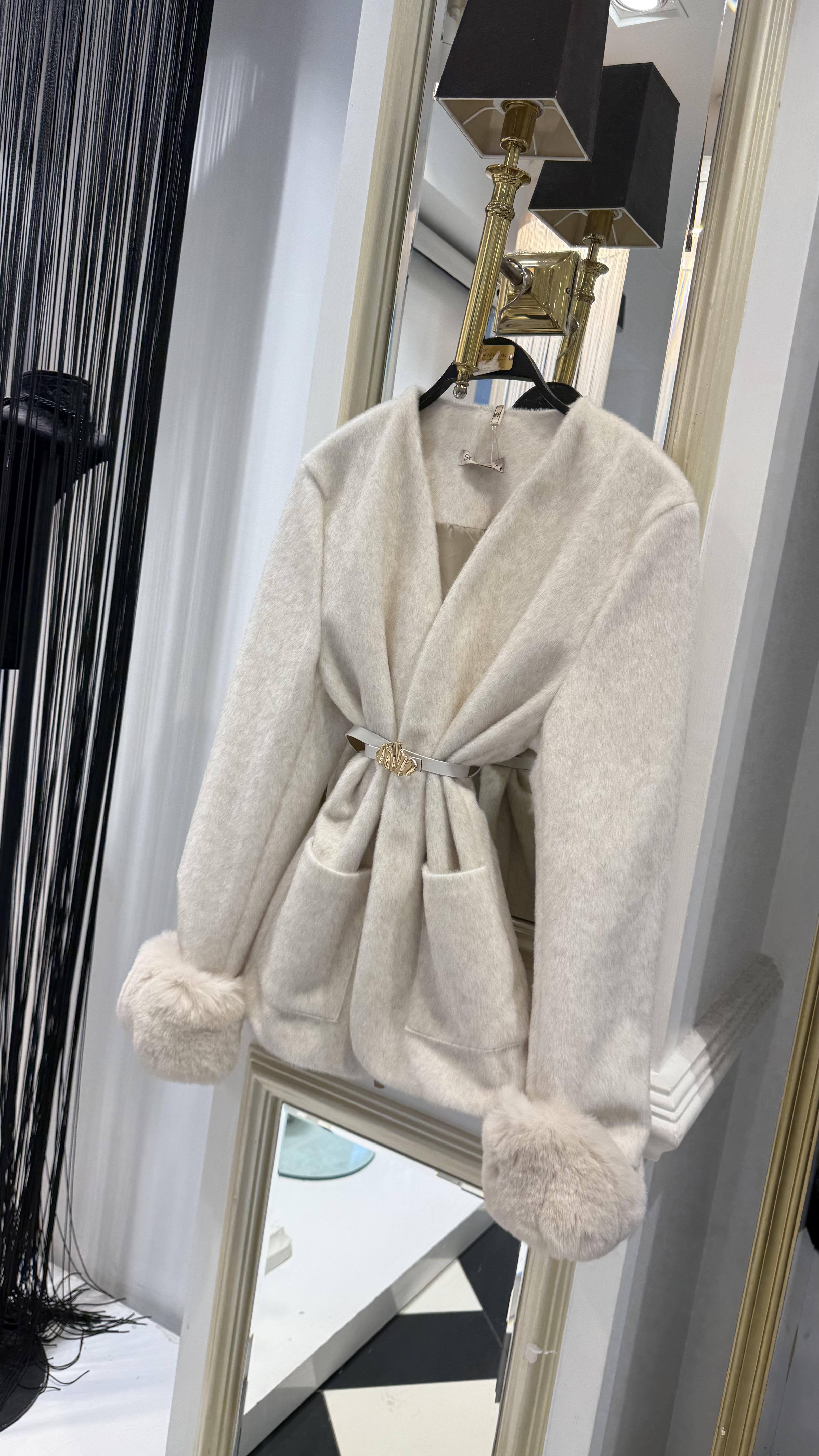 Kol Kürklü Peluş Kaban