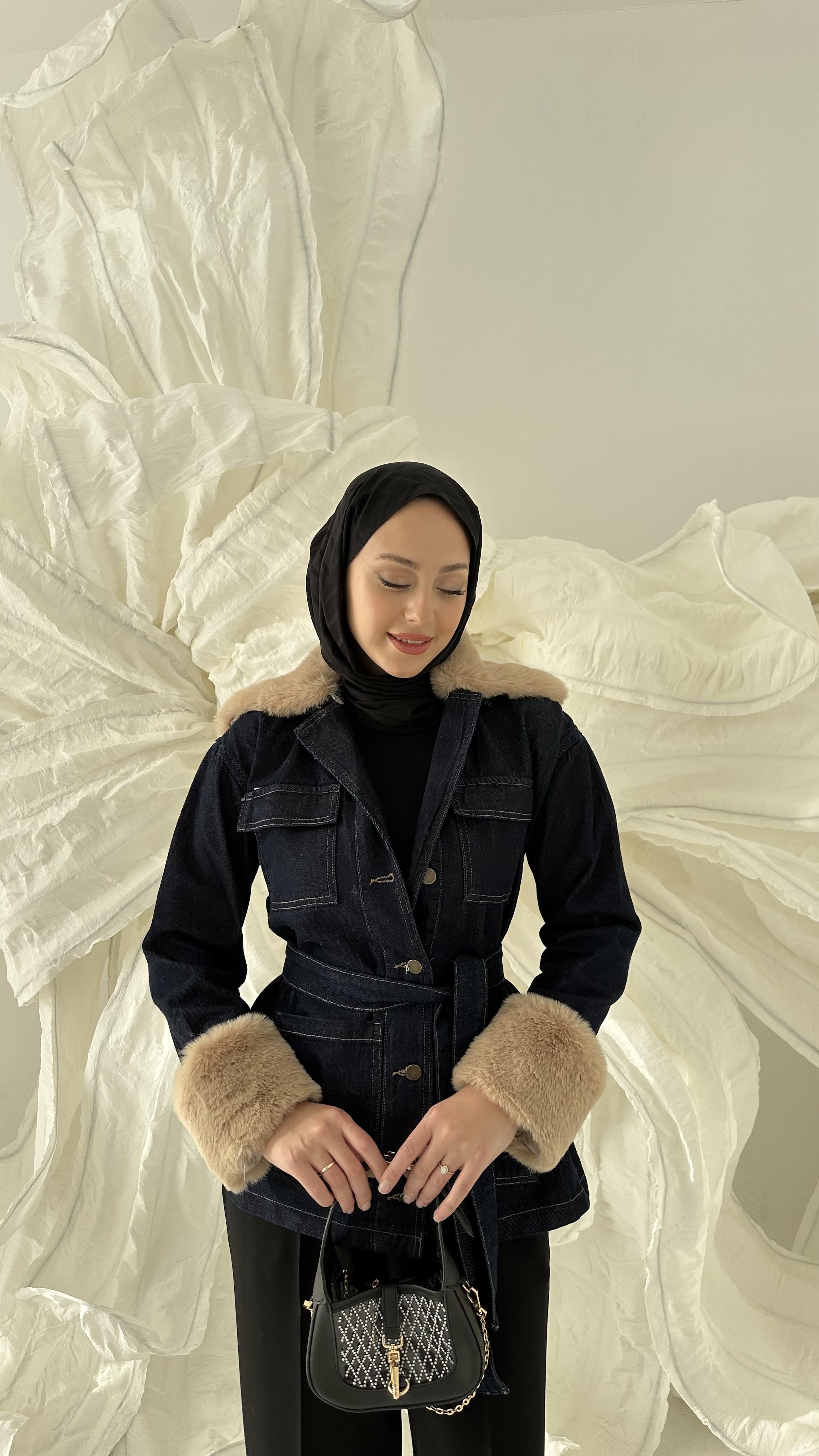 Kol ve Yaka Seyyar Kürk Ceket