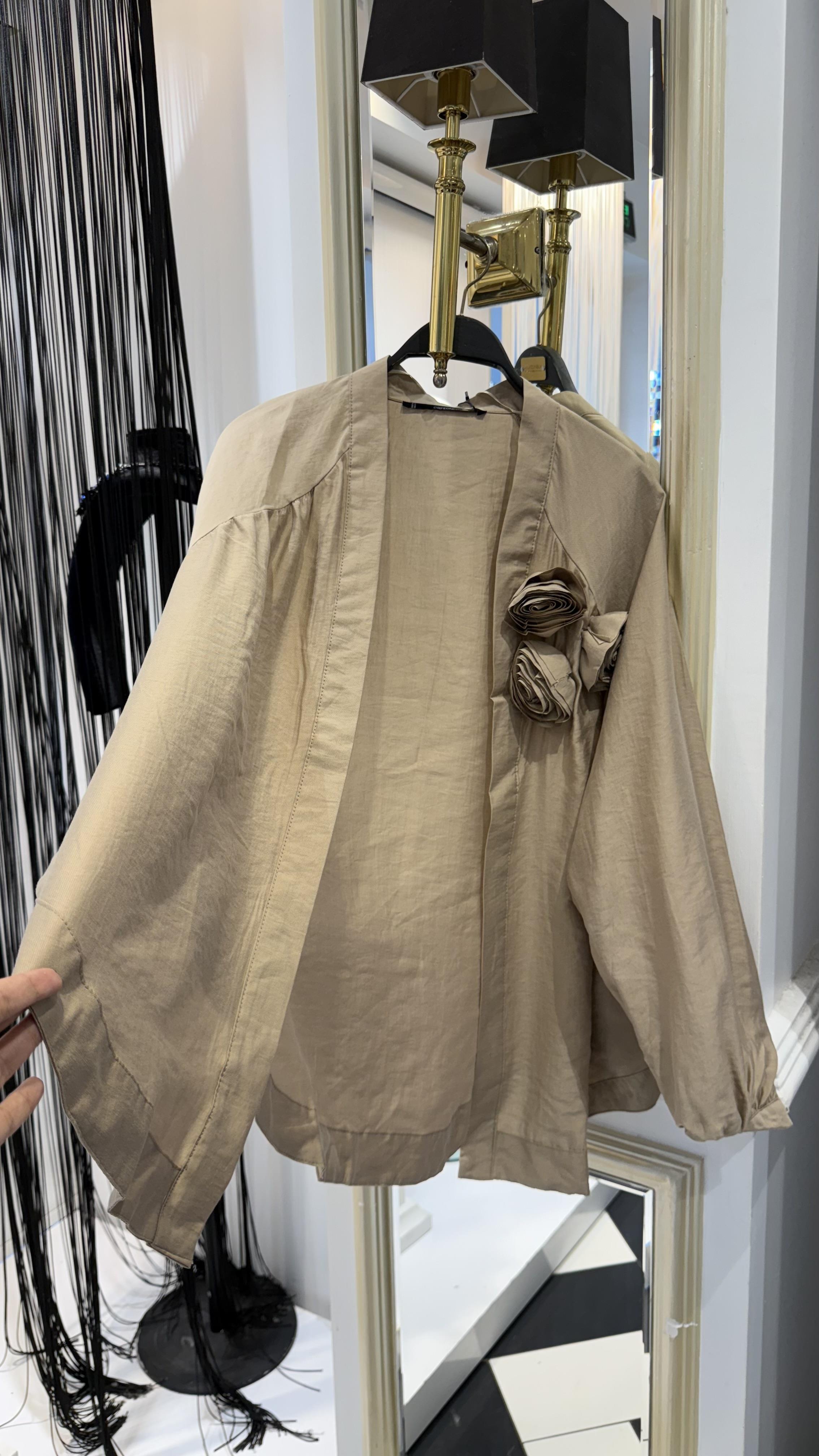 Yaka Gül Detay Kimono