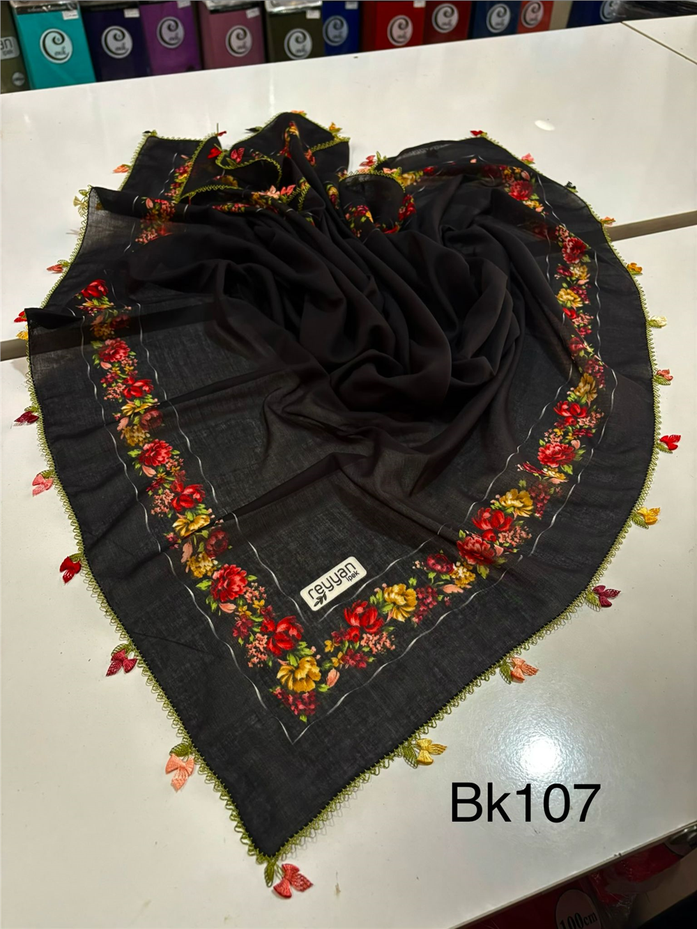 İğne Oyalı Yazma Bk107
