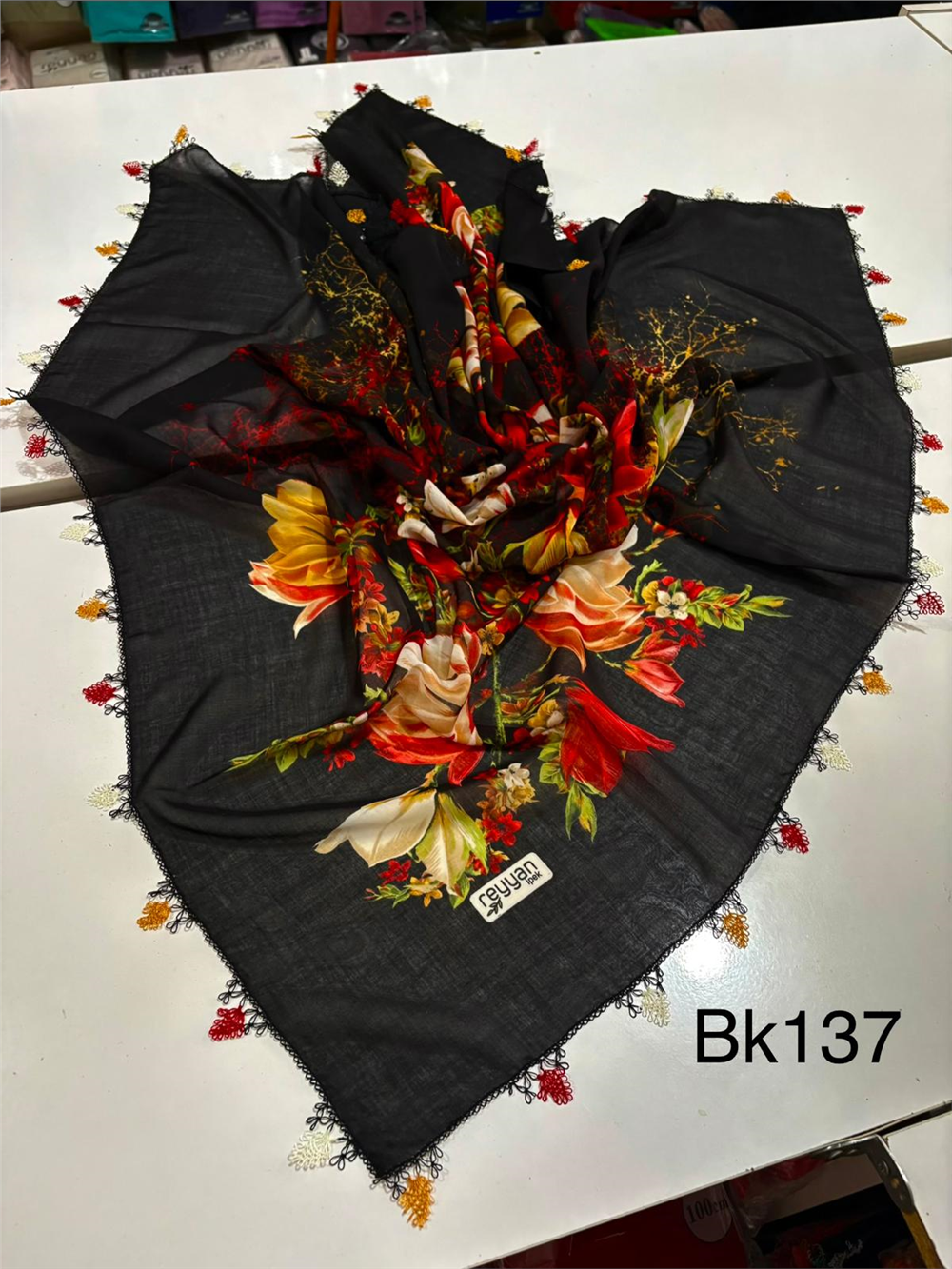 İğne Oyalı Yazma Bk137
