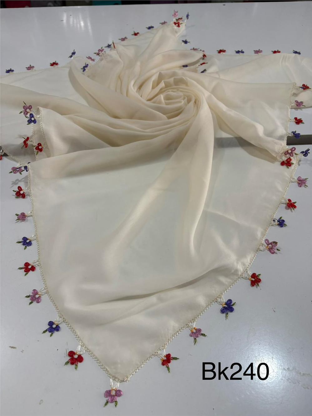 İğne Oyalı Yazma BK240