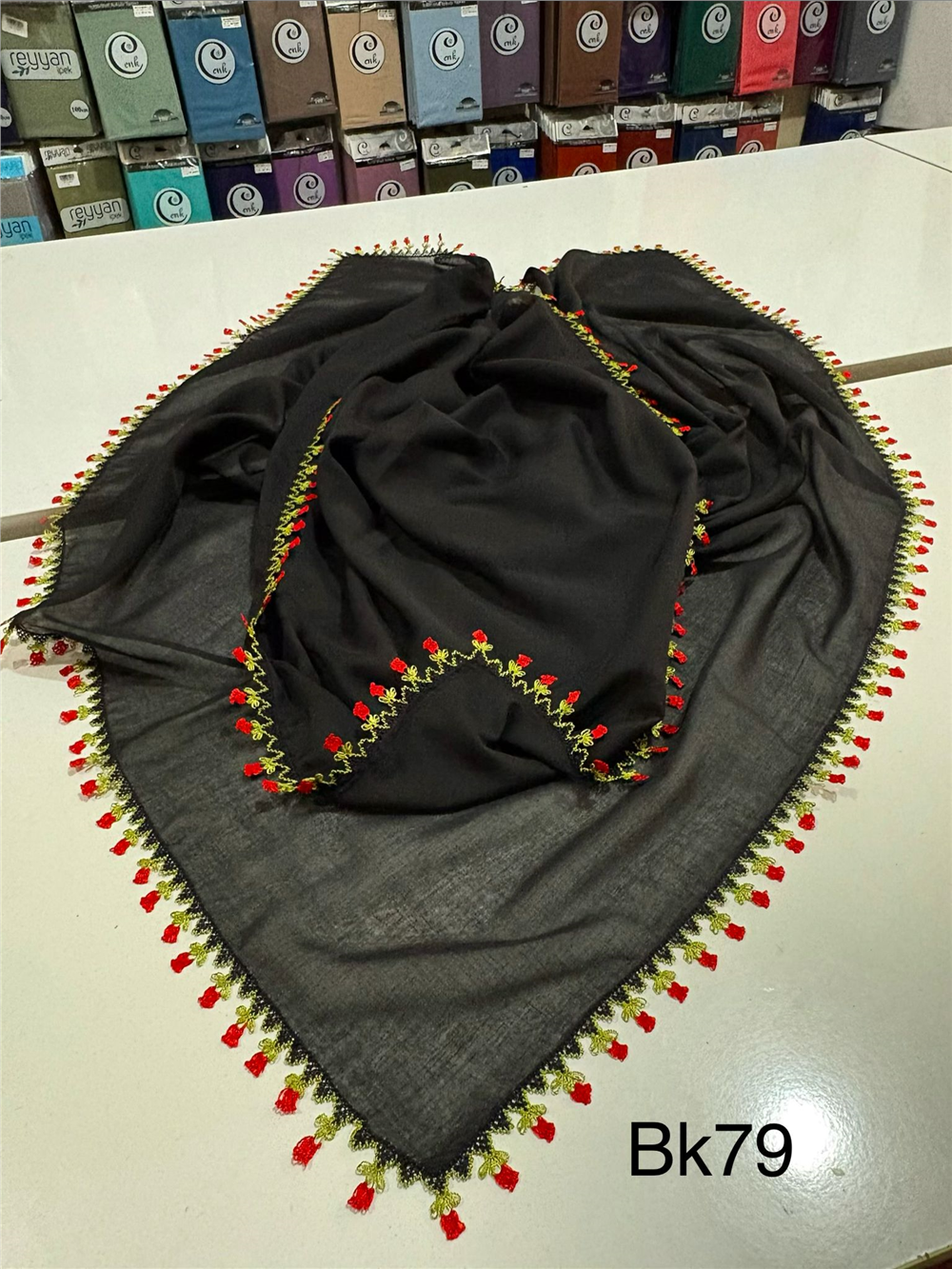 İğne Oyalı Yazma Bk79
