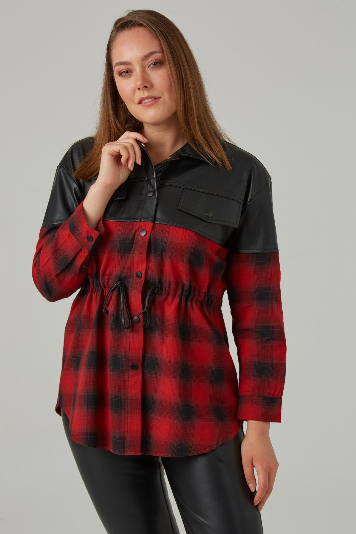 ÜST DERİLİ ALT EKOSE GÖMLEK Siyah