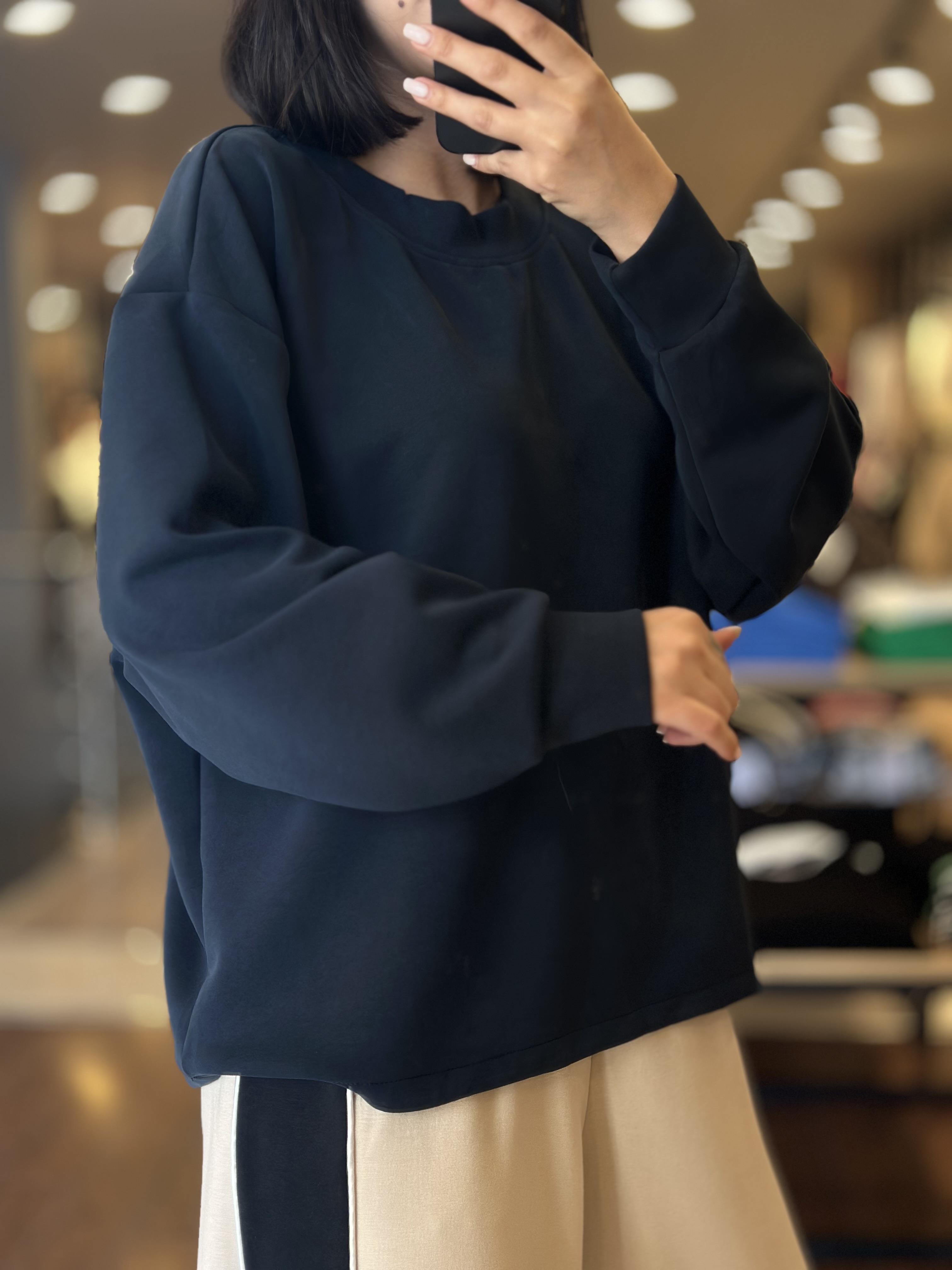 002 SIRTI ACIK SWEAT