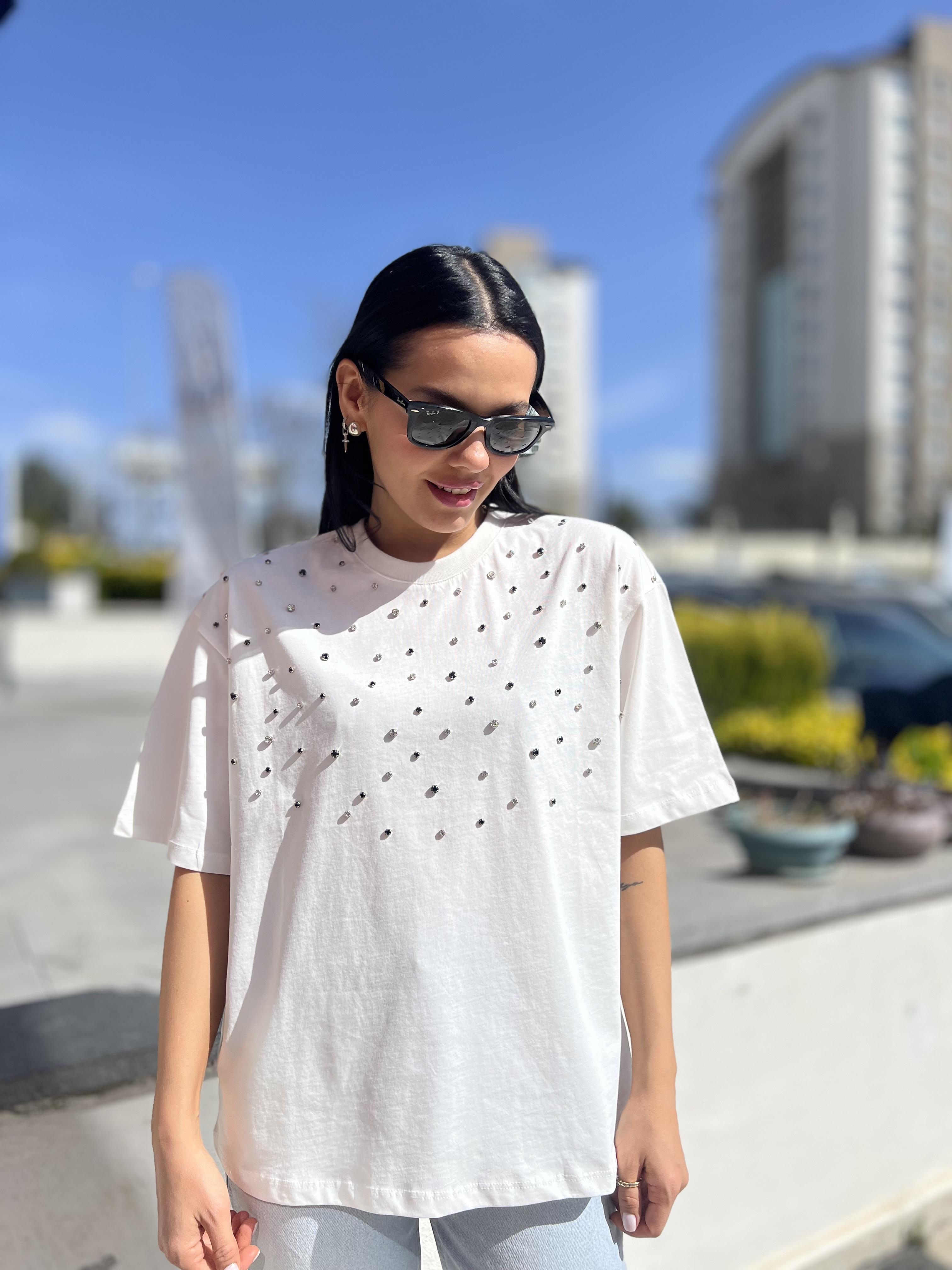 0037 ONU TASLI TSHIRT