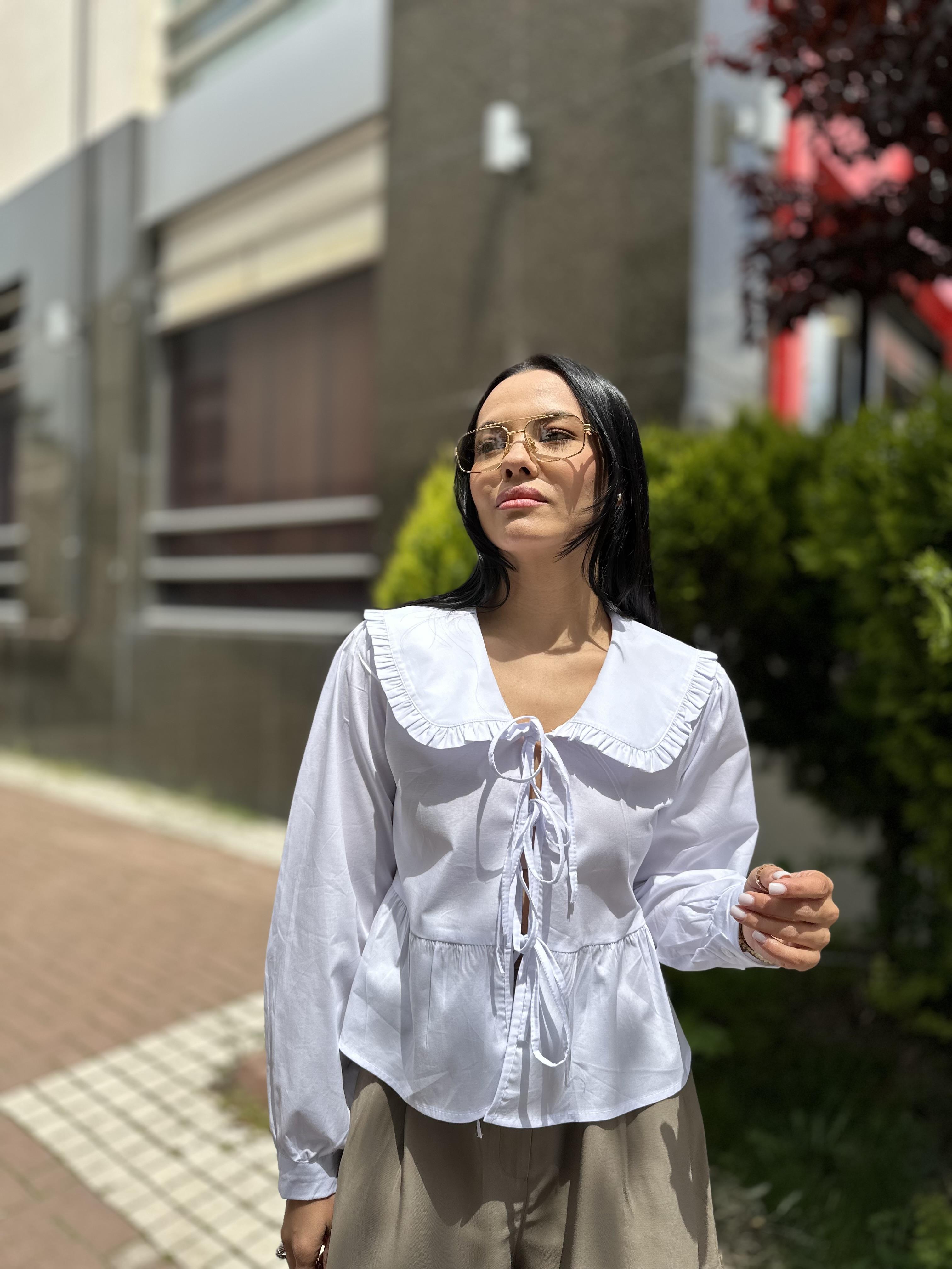 0091 GENIS YAKA BAGLAMALI GOMLEK