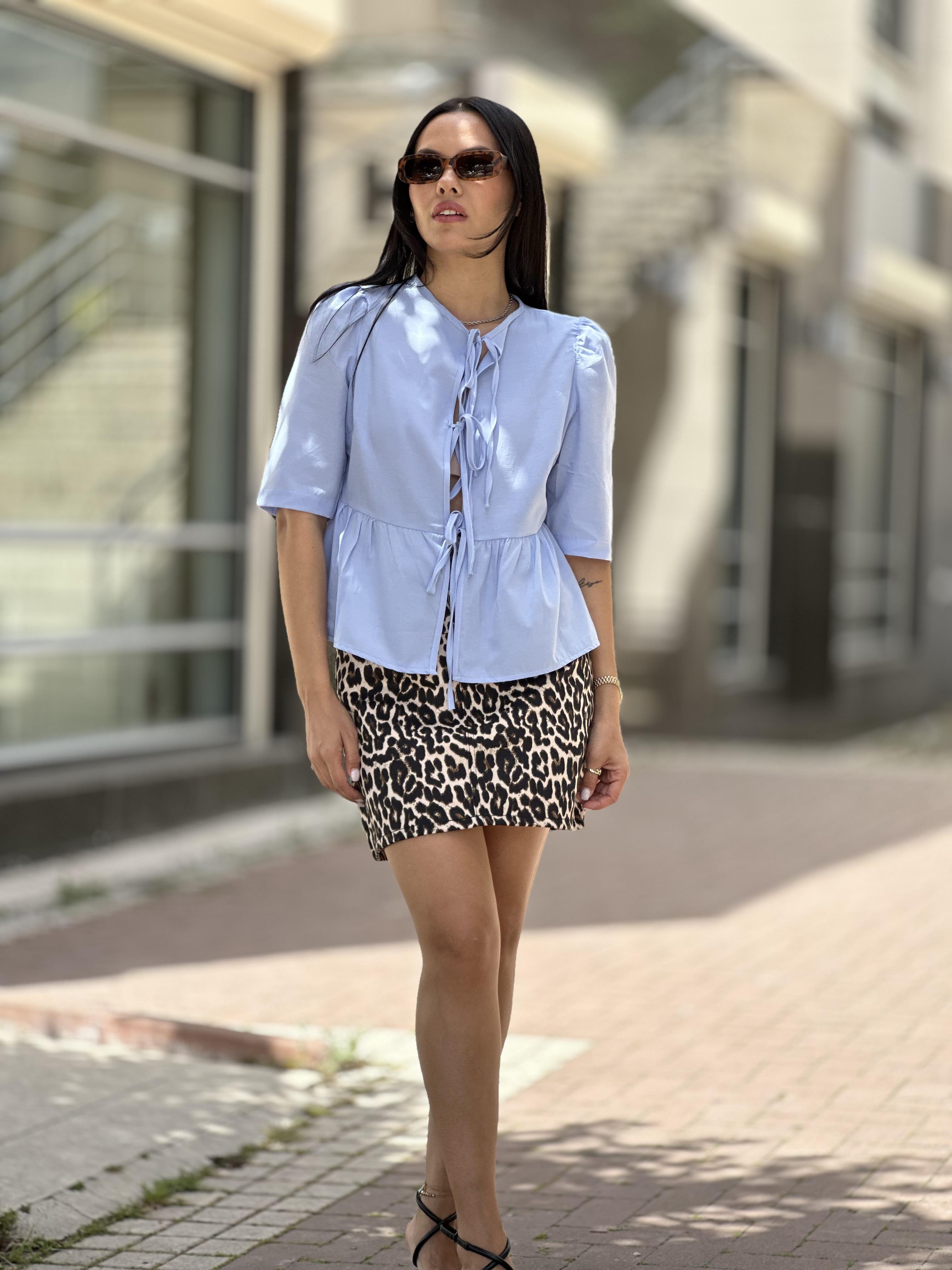 0094 YAKASI BAGLAMALI GOMLEK