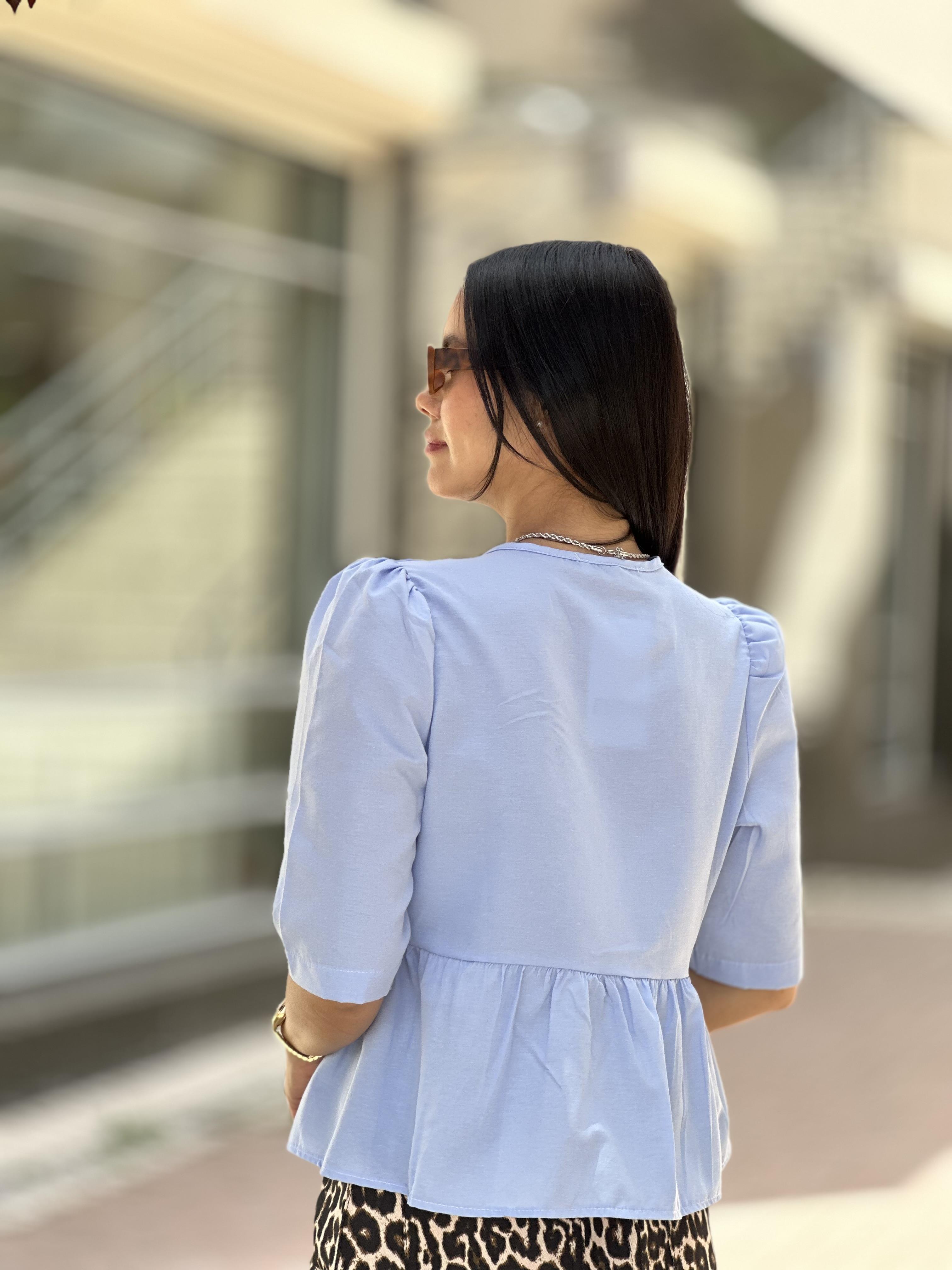 0094 YAKASI BAGLAMALI GOMLEK