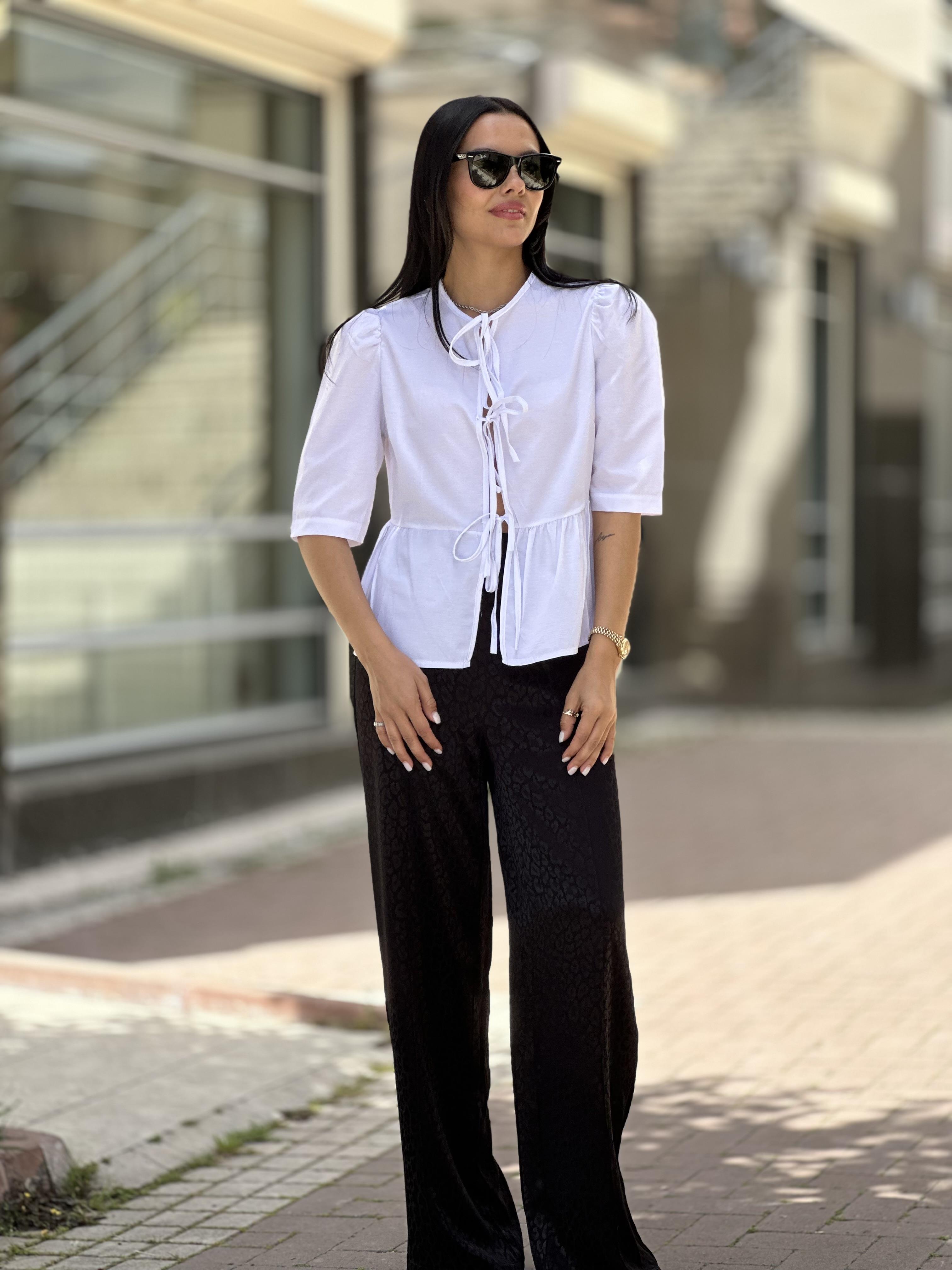 0094 YAKASI BAGLAMALI GOMLEK