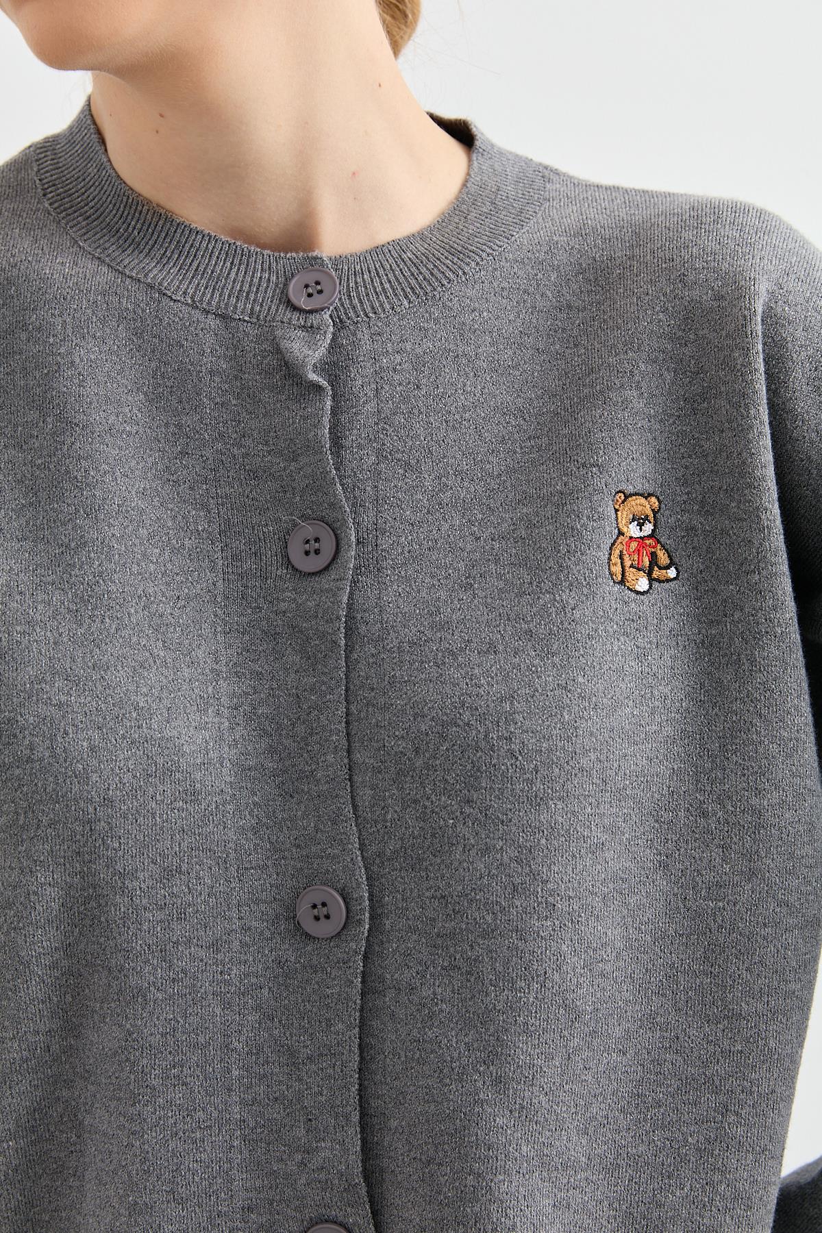 1015 TEDY HIRKA