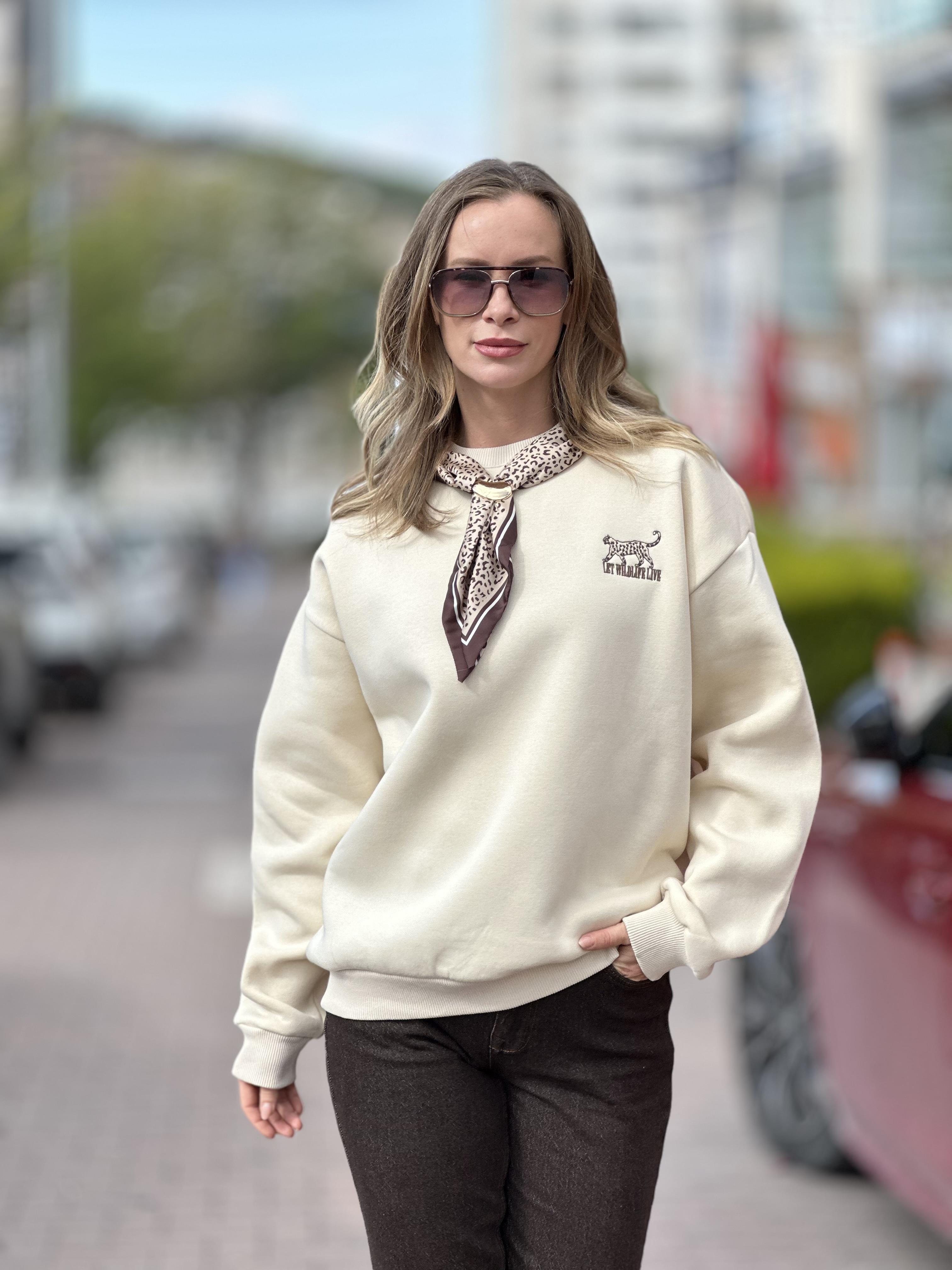 1026 FLARLI SWEAT