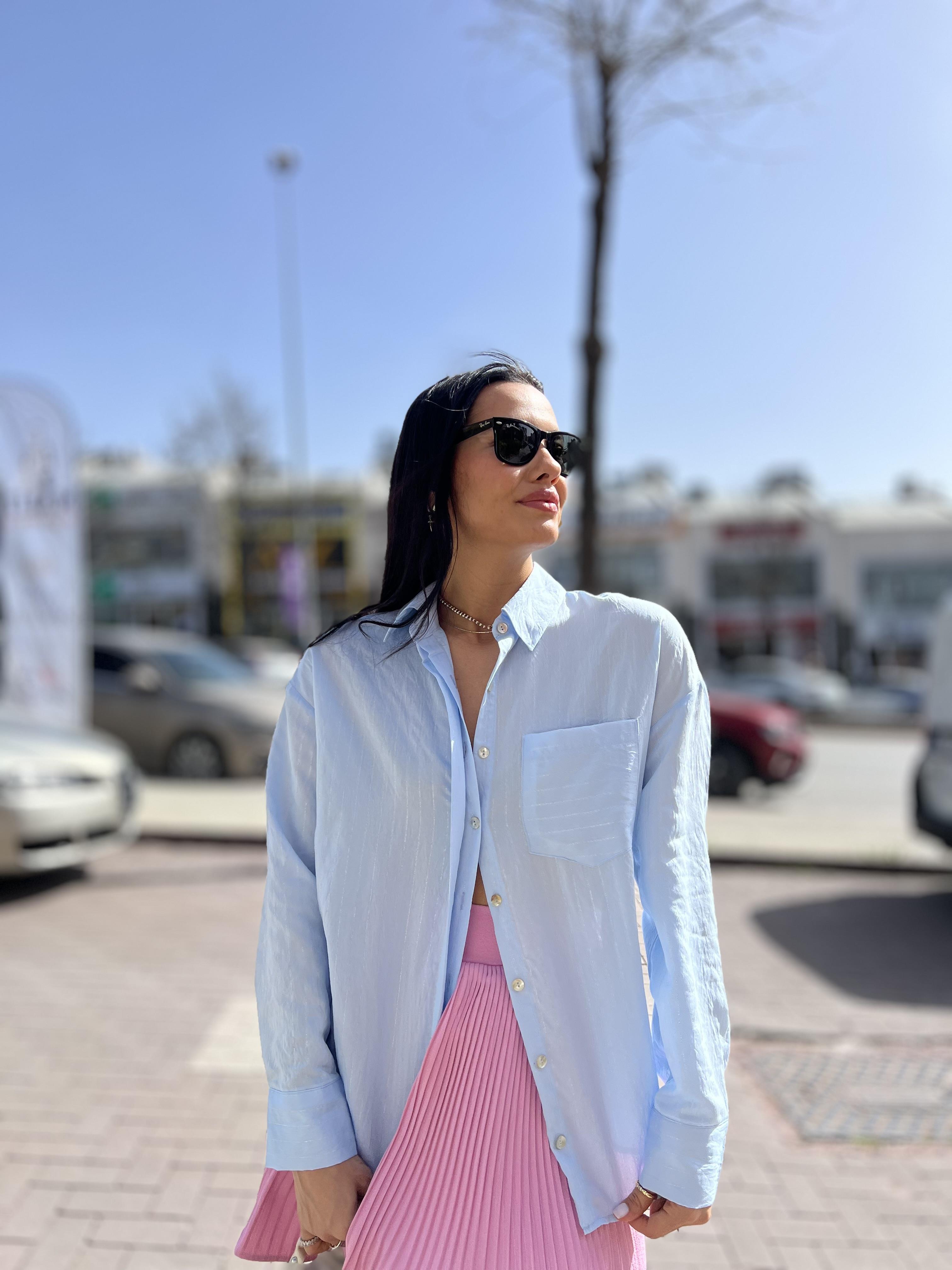 16135 SIM CIZGILI GOMLEK