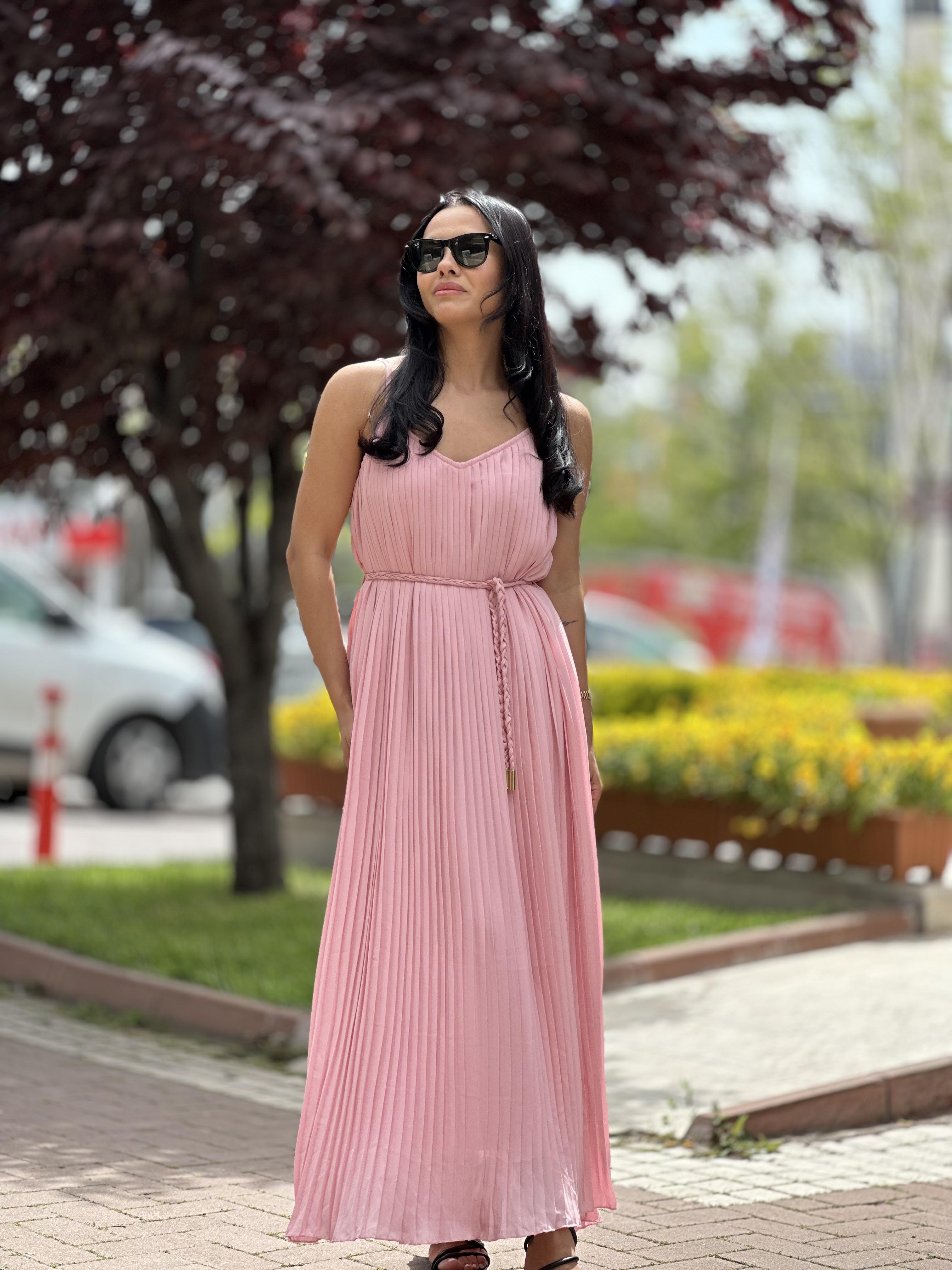 16297 ASKILI PLISELI ELBISE