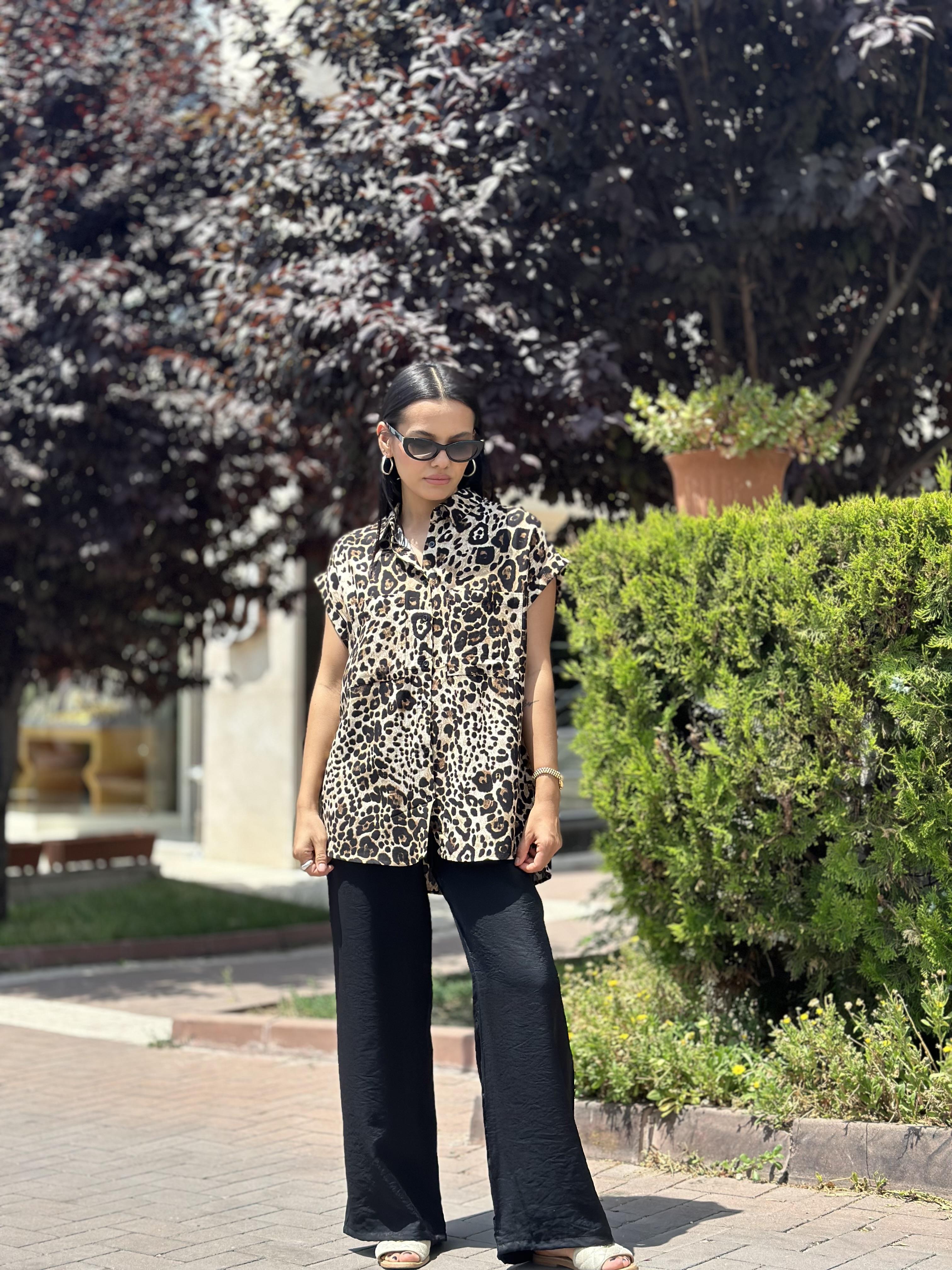 16379 LEOPAR DESEN KOLSUZ GOMLEK