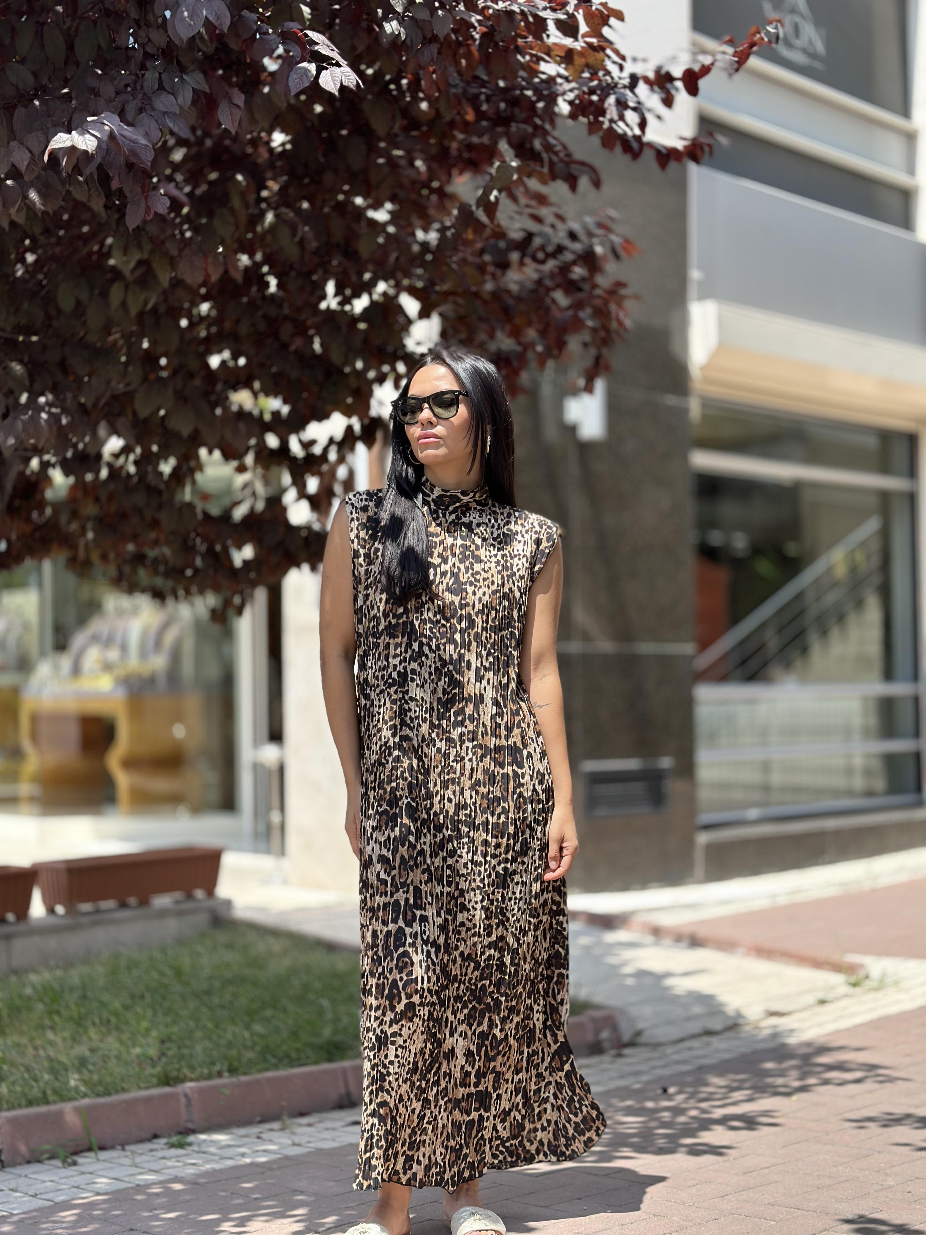 16441 LEOPAR DESEN PLISELI ELBISE