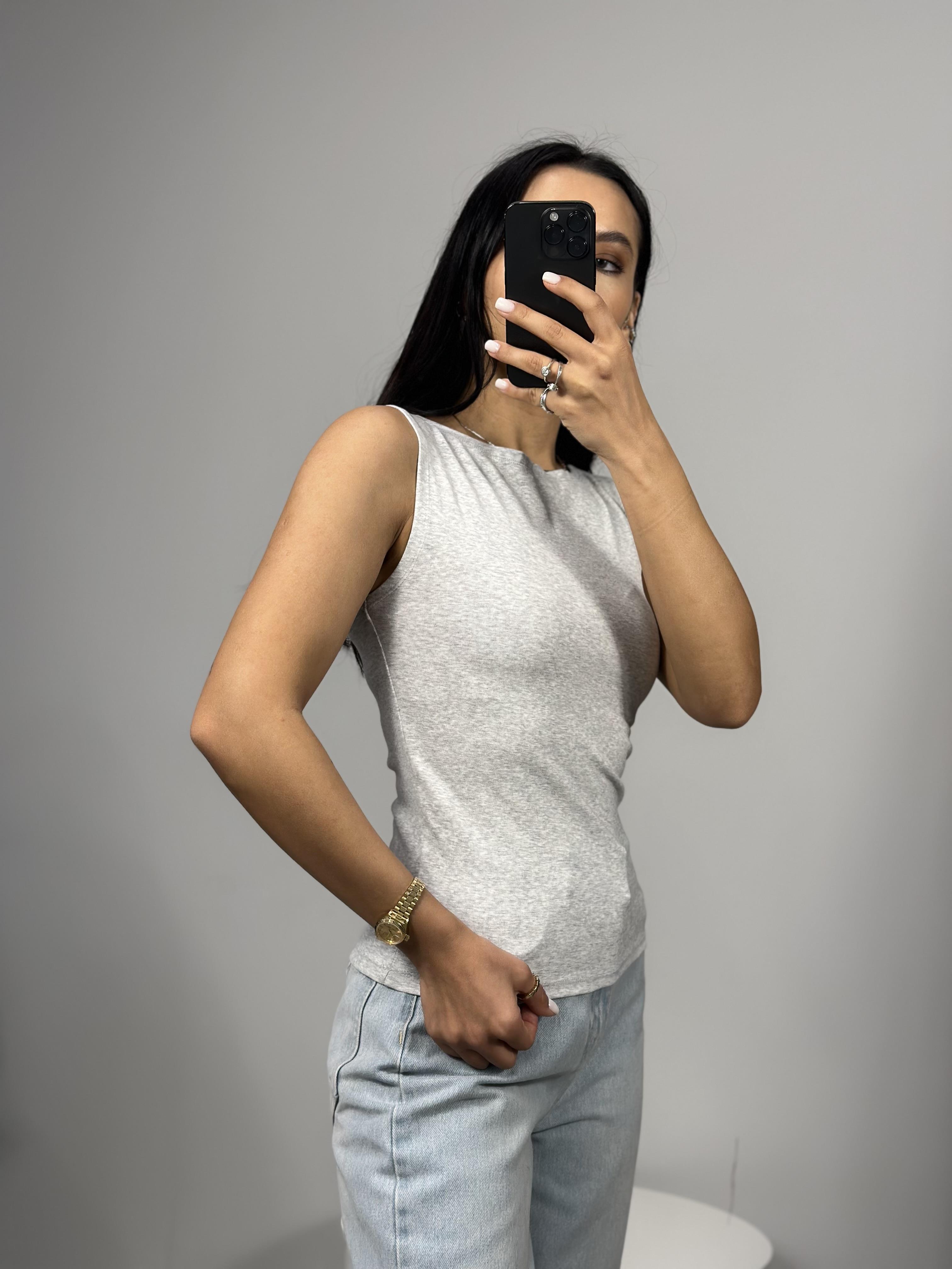 20847 KAYIK YAKA KOLSUZ TOP
