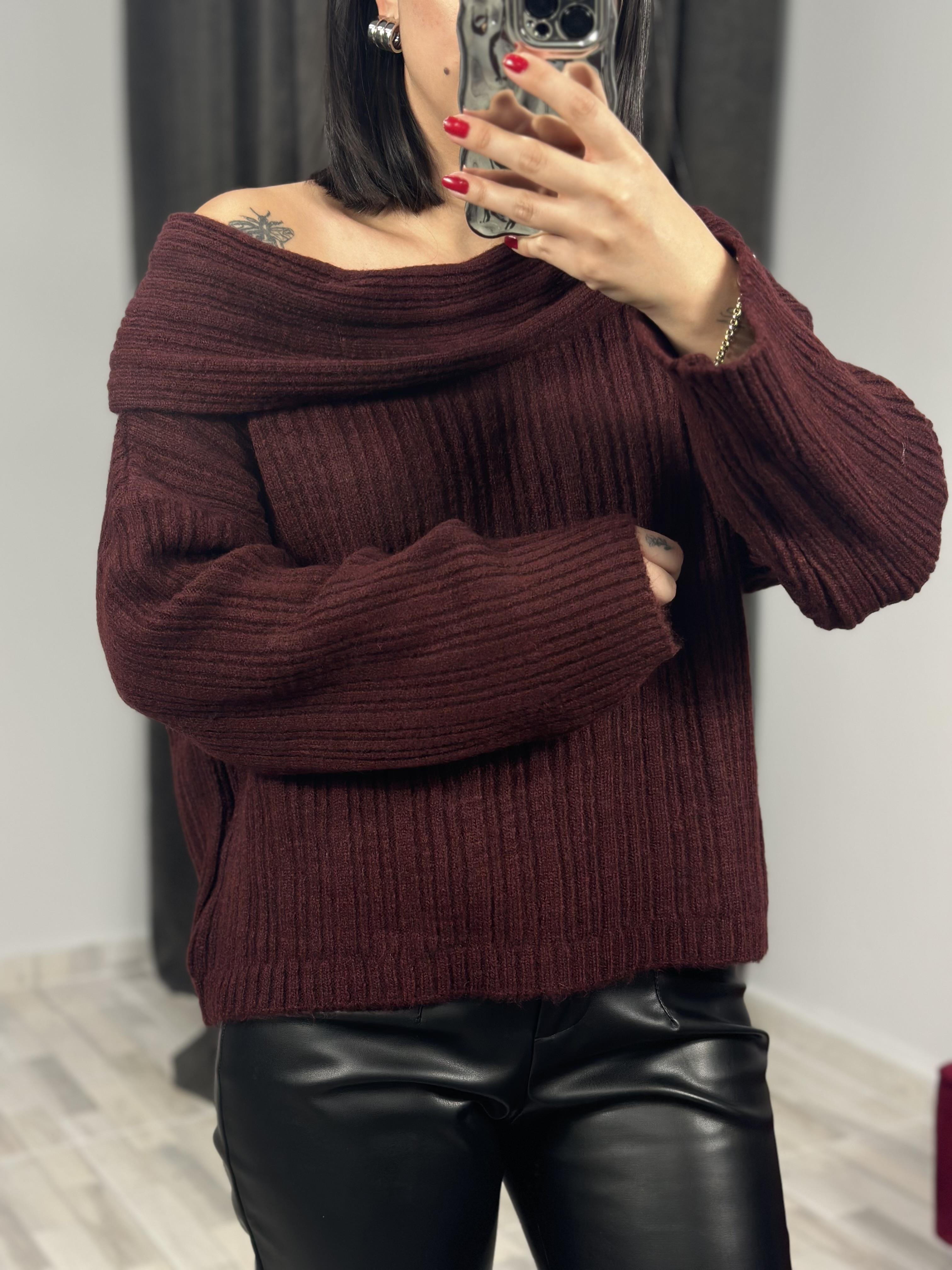 231075 DEGAJE YAKA TRIKO
