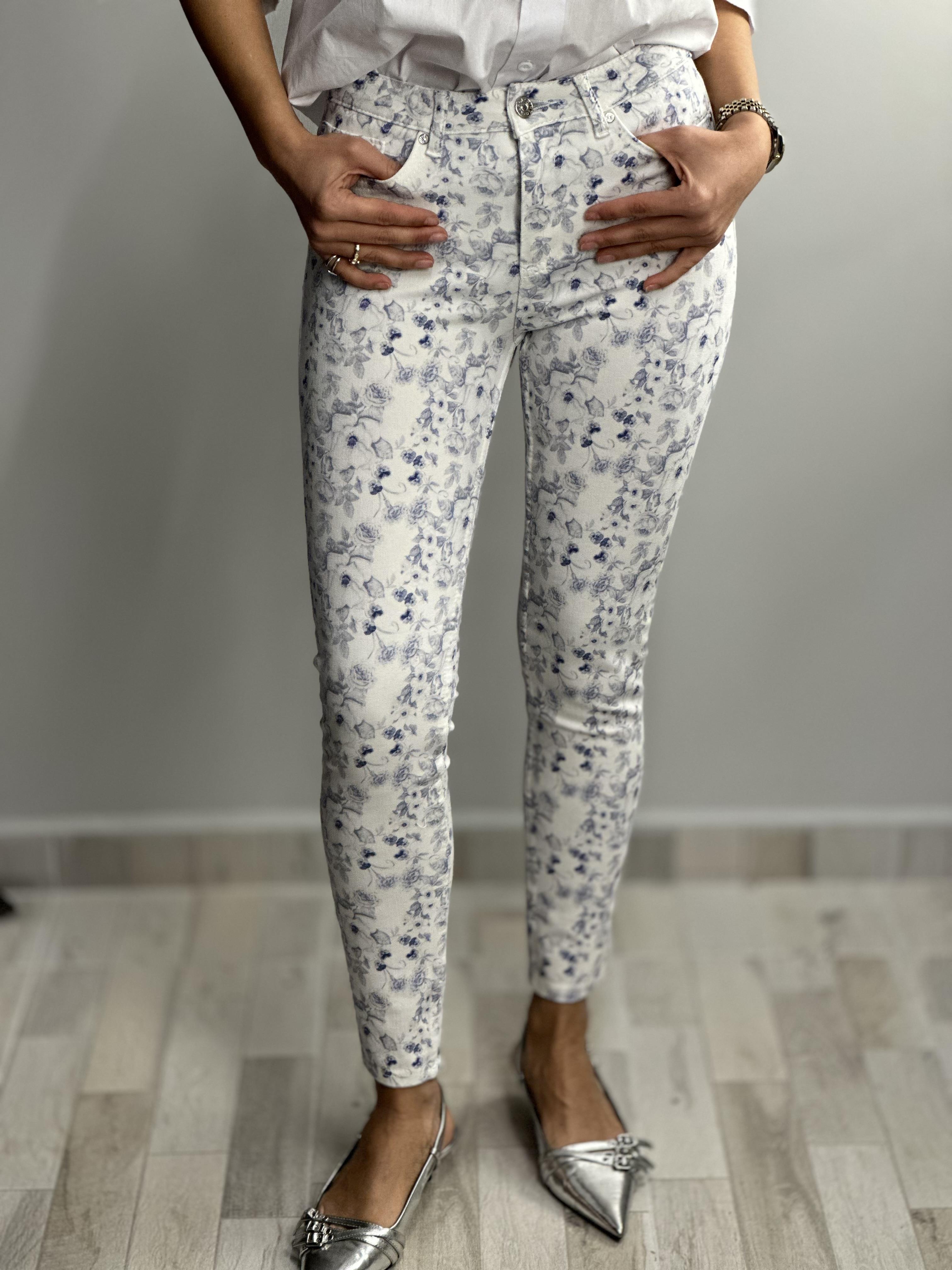 239 DESENLI JEAN