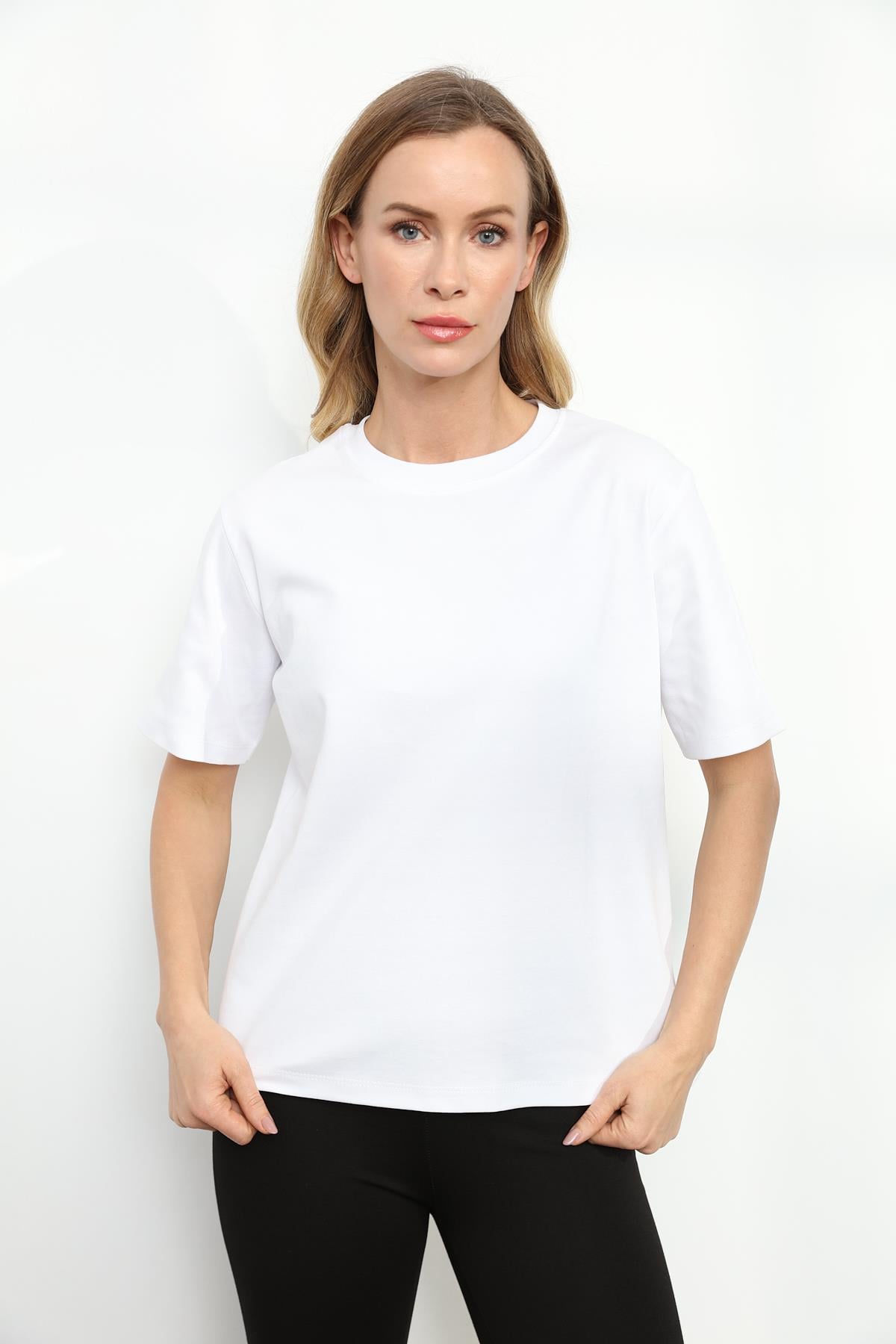 241128 DUZ BASIC TSHIRT