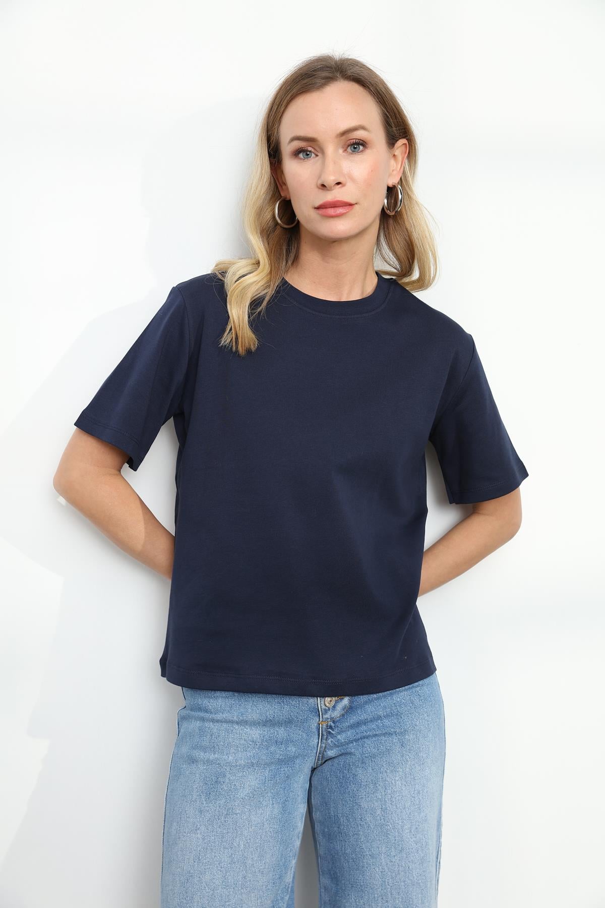 241128 DUZ BASIC TSHIRT