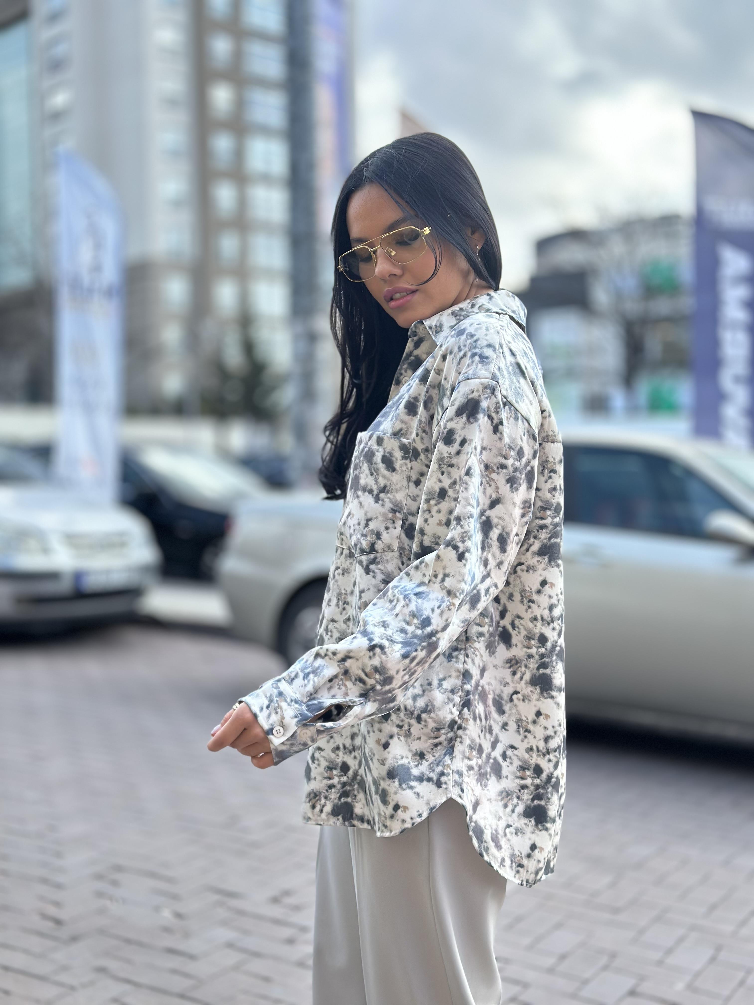 2416035 DESENLI SATEN GOMLEK