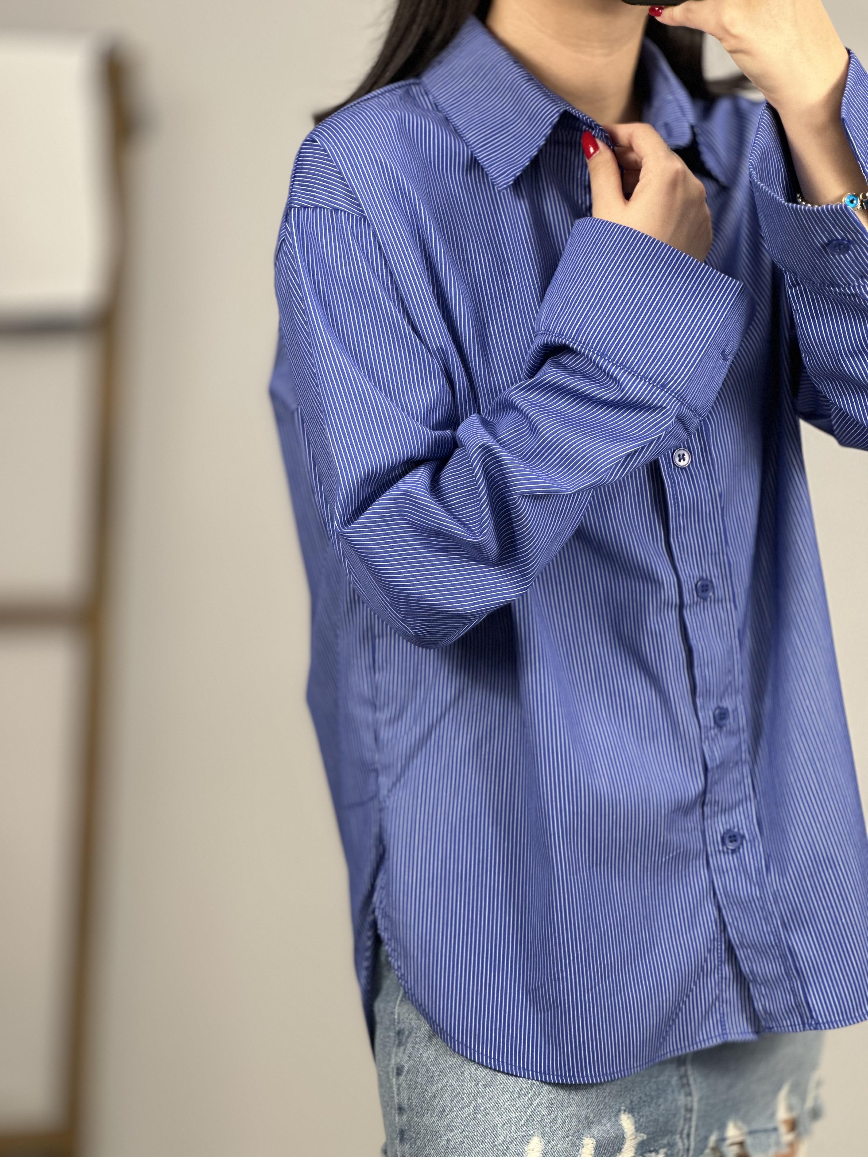 243005 CIZGILI GOMLEK