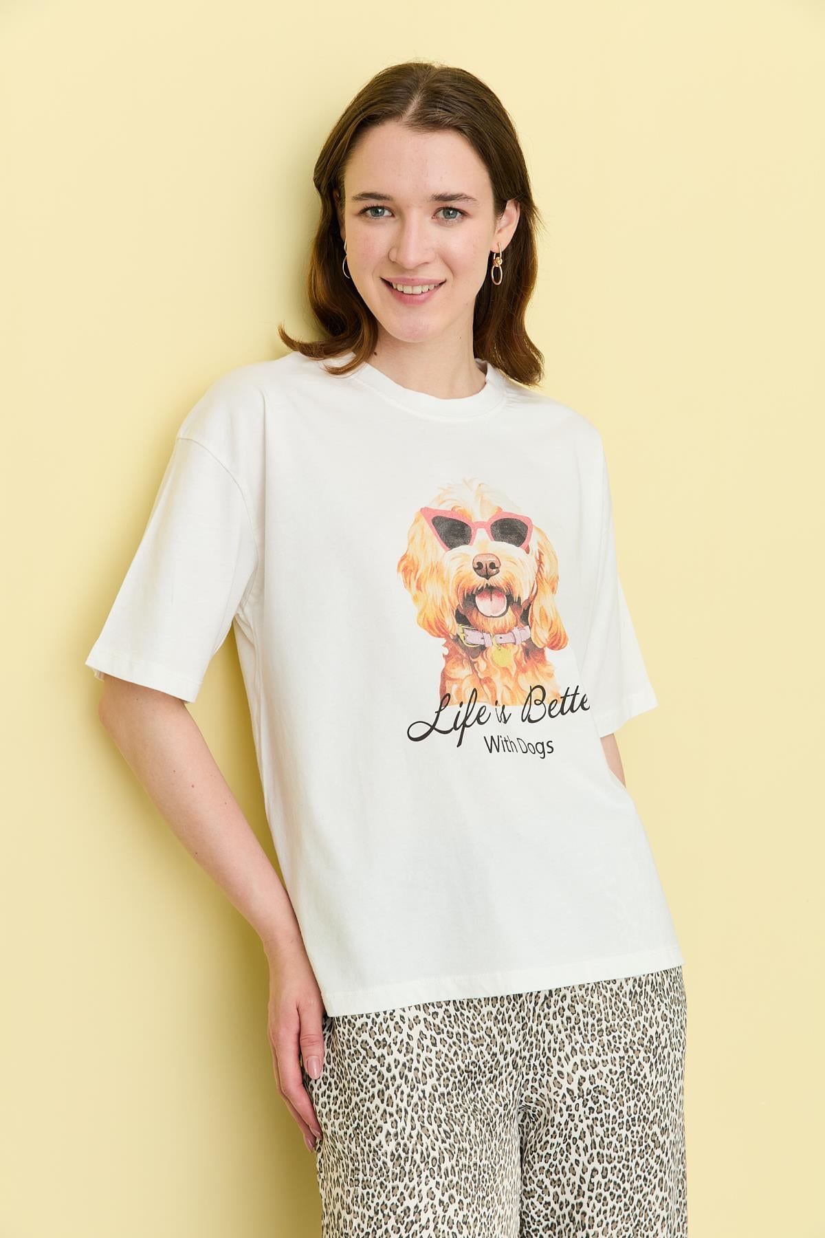 251081 GOLDEN KOPEK BASKILI TSHIRT
