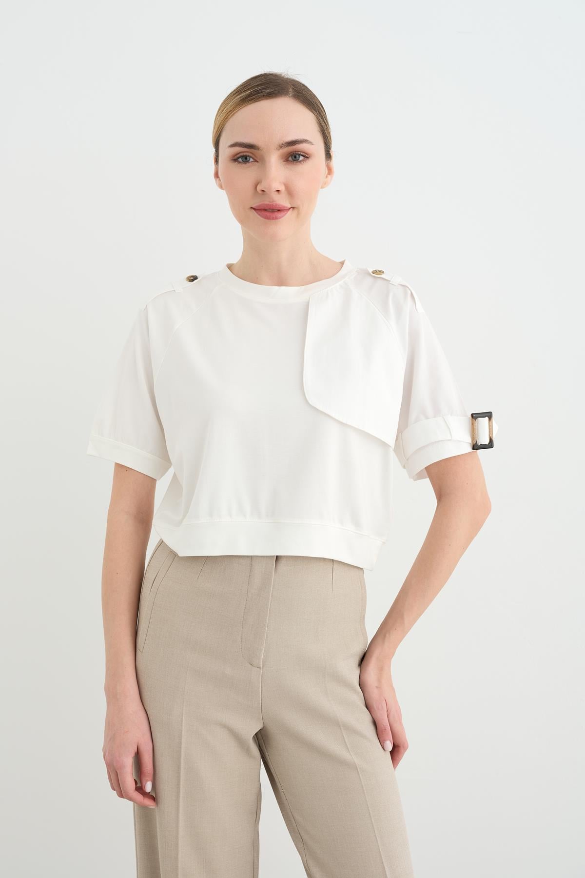 28503 PARASUT DETAYLI TSHIRT
